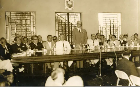 >Ministro de Cobierno de Velasco Ibarra