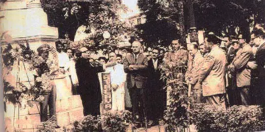 Concejal y Secretario de la Gobernación